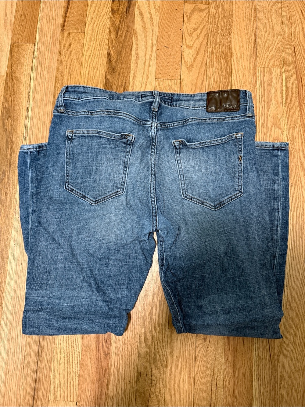 Express Men’s 34x30 Light Wash Slim Stretch Jeans - Picture 4 of 4
